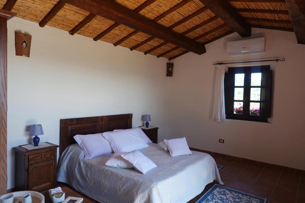 Stazzu Barecca B&B Cugnana Verde Dış mekan fotoğraf